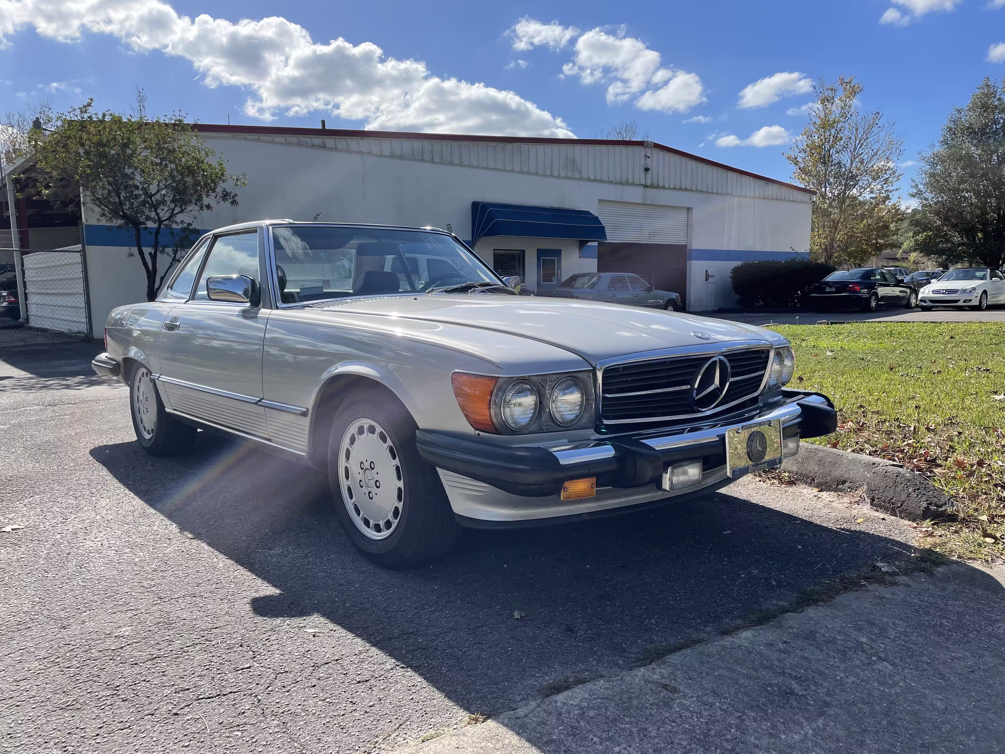 Mercedes-Benz 1988 560 SL